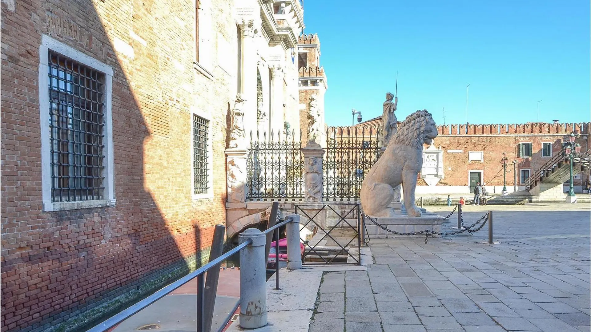 Stunning Apartment In Venezia With Kitchenette Italy