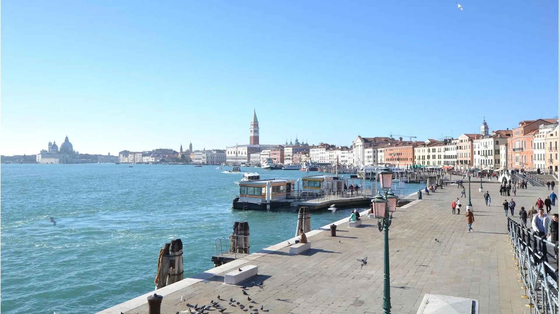 Stunning Apartment In Venezia With Kitchenette イタリア